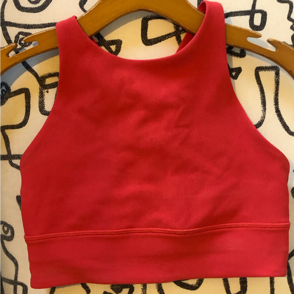 Lululemon sports bra